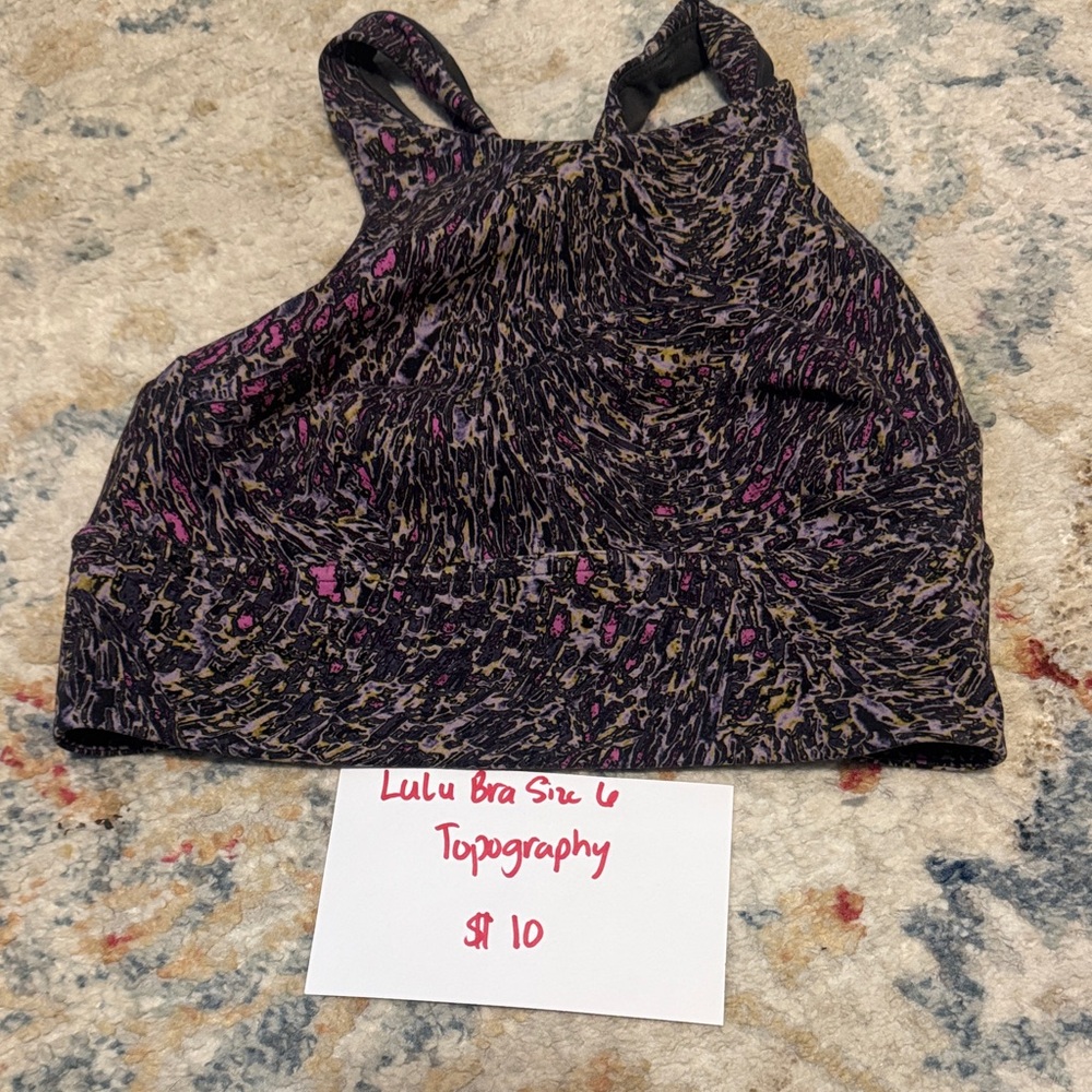 Lululemon Sports Bra size 6